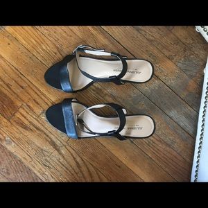 Julianne Hough Sole Society Kitten Heels